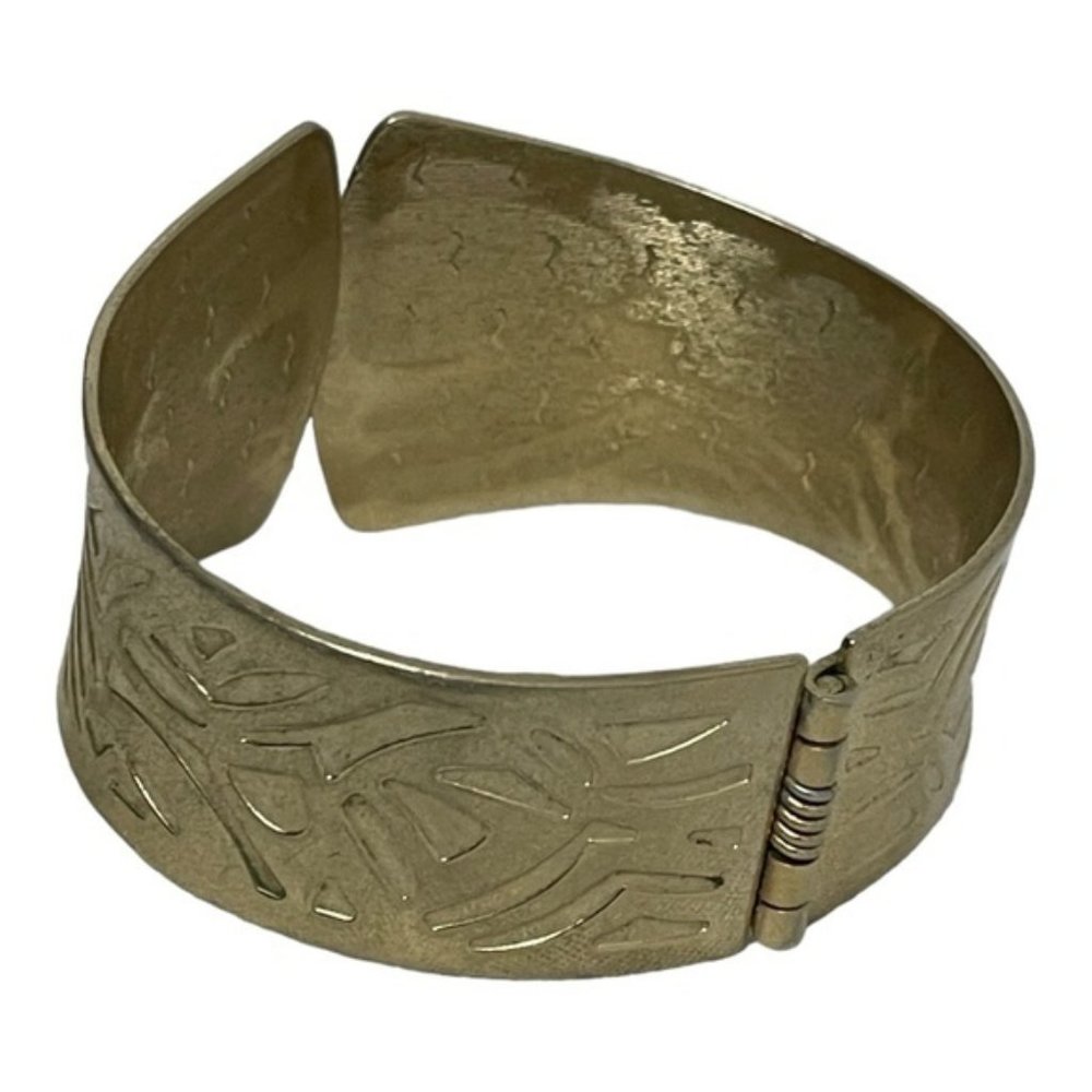 Vintage Sarah Coventry Hinged Cuff Bracelet Goldtone Etched Design